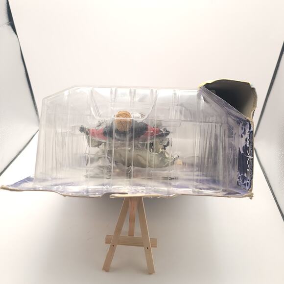 Marvel Select Captain Marvel Action Figure Diamond Select Toys New in Packaging - Picture 5 of 7